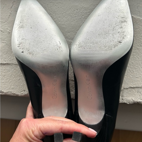 Calvin Klein Lucia Navy High Heel, Size 7 - Picture 5 of 7